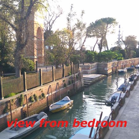 Susy Biennale Apartment - Canal View And Garden Venice Luaran gambar